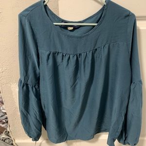 Womens Francesca’s blue sweetheart neck line blouse